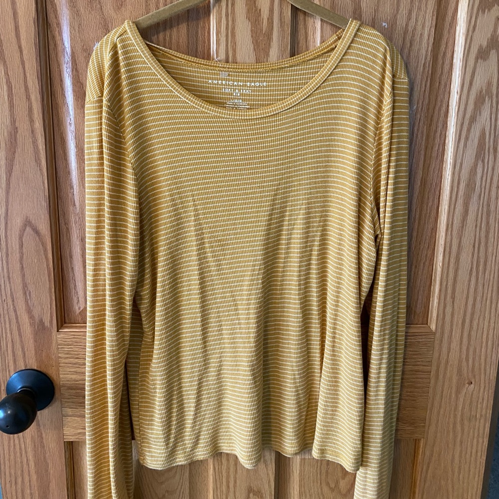 American Eagle long sleeve